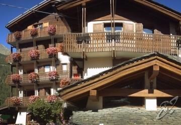 Hotel Vallee De Конье Экстерьер фото
